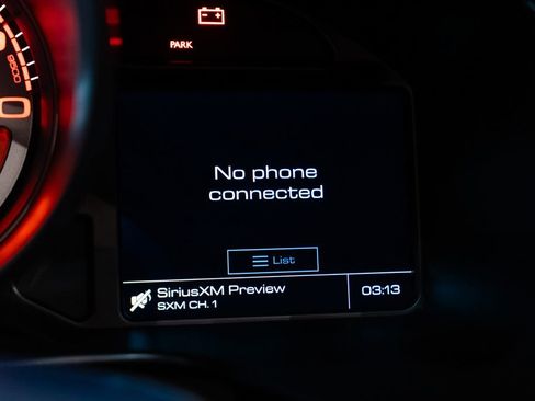 Used 2020 Ferrari Portofino image 31