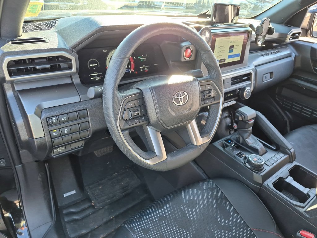 Used 2026 Toyota Tacoma TRD Off-Road AWD/4WD image 12