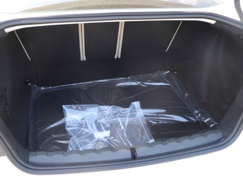 Used 2025 BMW 230i Coupe w/ Convenience Package image 36