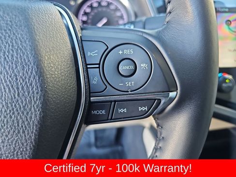 Certified 2020 Toyota Camry XLE image 12