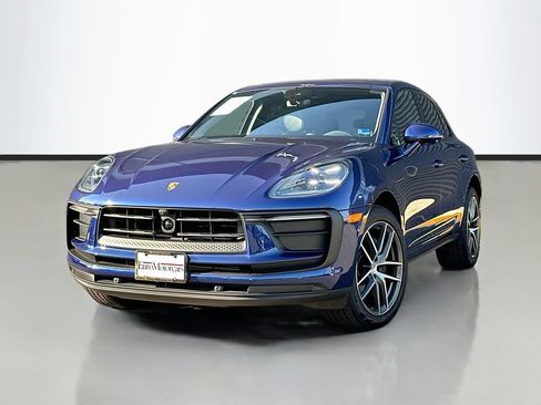 Certified 2026 Porsche Macan AWD/4WD image 1