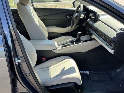 Certified 2024 Honda Accord LX image 7