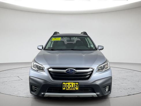 Used 2022 Subaru Outback Limited AWD/4WD image 2