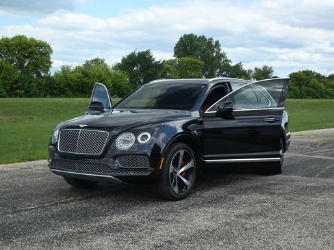 Used 2020 Bentley Bentayga AWD/4WD image 15