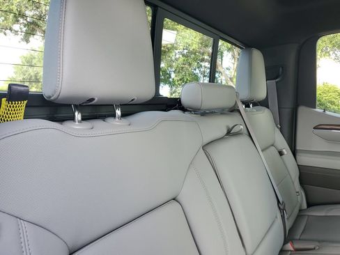 Certified 2023 GMC Sierra 1500 SLT w/ SLT Premium Plus Package AWD/4WD image 25