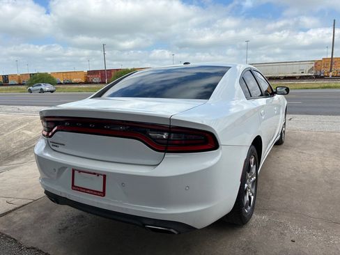 Used 2016 Dodge Charger SE w/ Power Sunroof Group AWD/4WD image 14