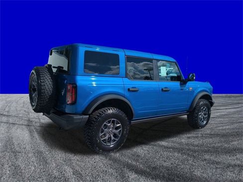 New 2025 Ford Bronco Badlands image 4