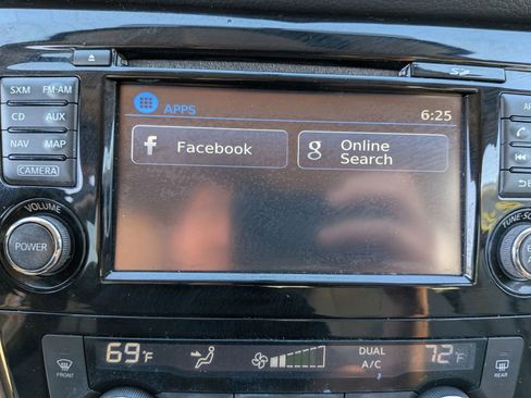 Used 2016 Nissan Rogue SL AWD/4WD image 56