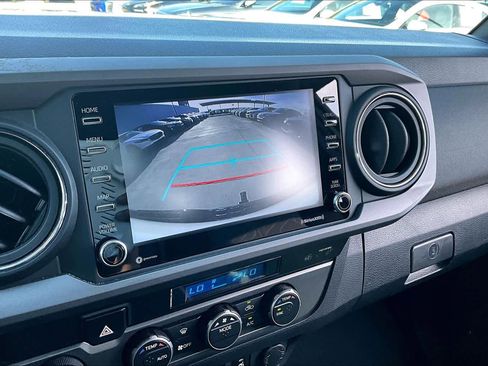 Used 2023 Toyota Tacoma TRD Off-Road image 26