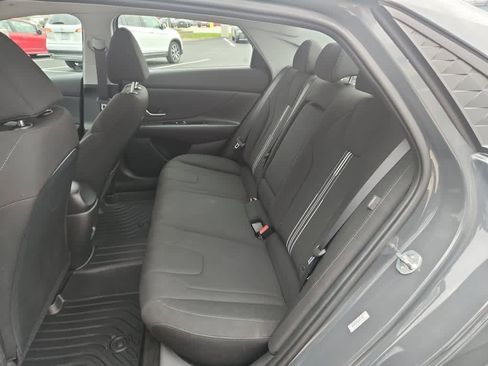 Used 2024 Hyundai Elantra SEL w/ Convenience Package image 14