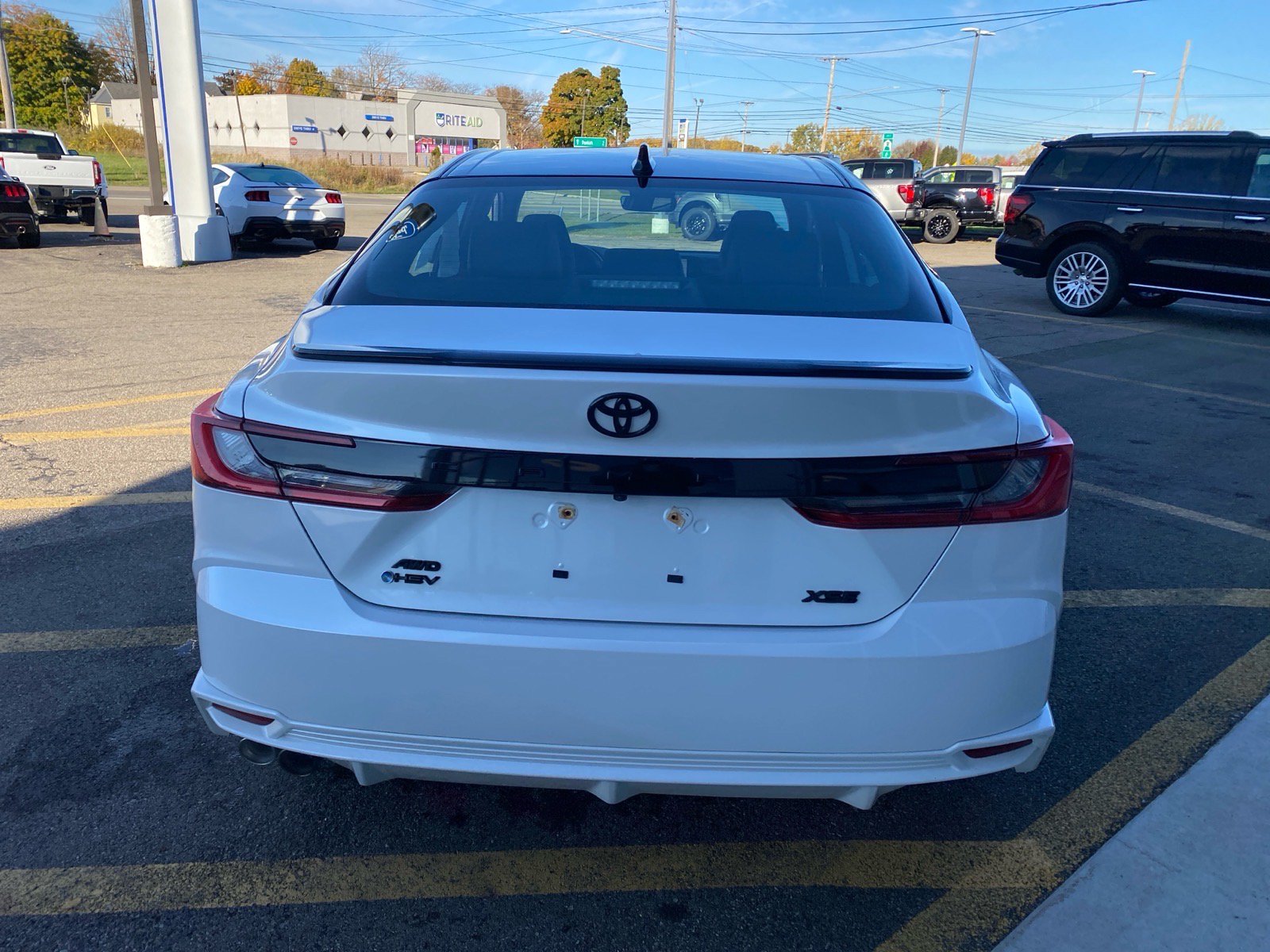 Used 2025 Toyota Camry XSE AWD/4WD image 5