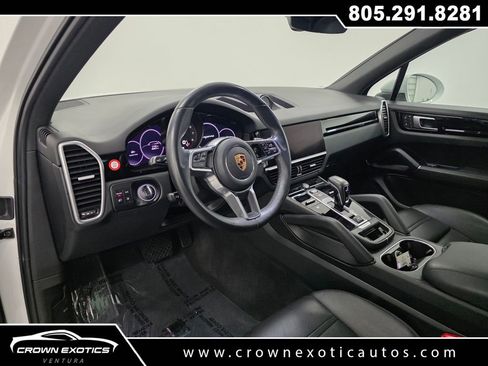 Used 2022 Porsche Cayenne image 24