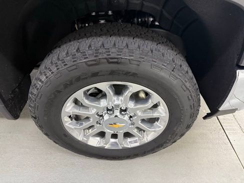 New 2025 Chevrolet Silverado 2500 LTZ w/ LTZ Convenience Package image 4