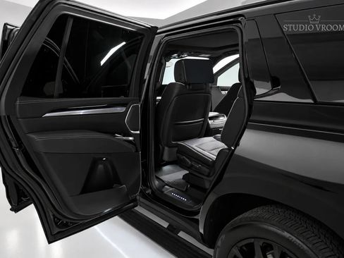 Used 2025 Cadillac Escalade Sport w/ Touring Package AWD/4WD image 20