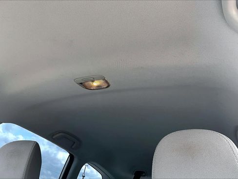 Used 2015 Subaru Forester 2.5i w/ Alloy Wheel Package image 14