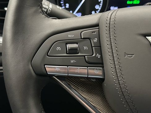 Used 2025 Cadillac XT6 Premium Luxury w/ Platinum Package AWD/4WD image 26