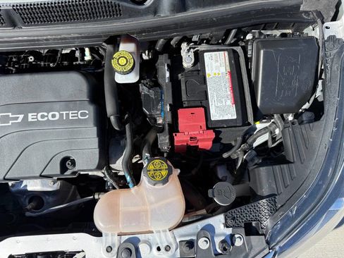 Used 2022 Chevrolet Spark LT image 12