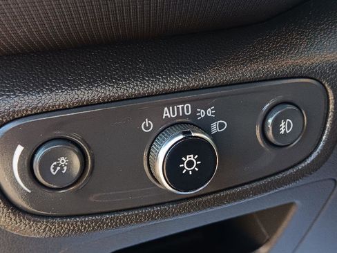 Used 2022 Chevrolet TrailBlazer LT image 10