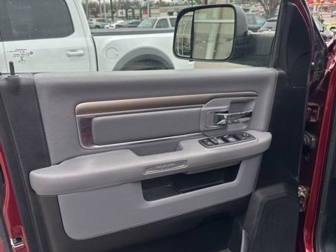 Used 2018 RAM 3500 Big Horn image 20