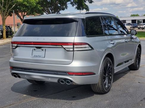 Used 2024 Lincoln Aviator Reserve w/ Jet Package AWD/4WD image 4