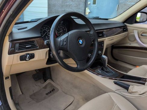 Used 2010 BMW 328i xDrive Sedan AWD/4WD image 10