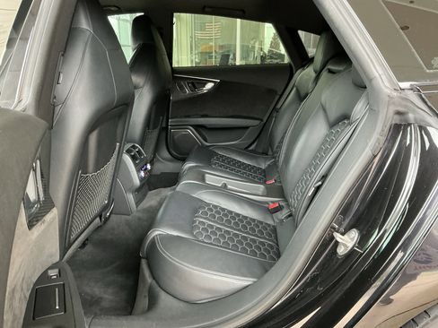 Used 2016 Audi RS 7 Prestige w/ Carbon-Optic Package image 18