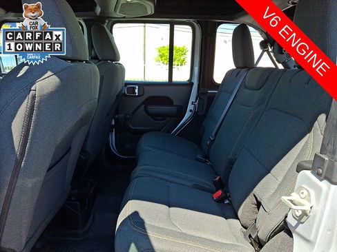 Used 2024 Jeep Wrangler Unlimited Sport AWD/4WD image 10