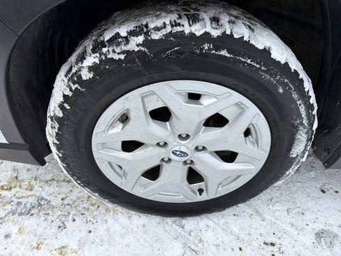 Used 2021 Subaru Forester image 9