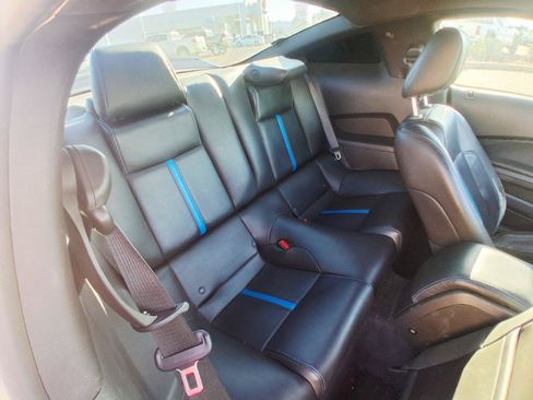 Used 2011 Ford Mustang GT Premium w/ Electronics Pkg RWD image 20