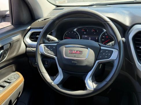 Used 2022 GMC Acadia SLE FWD image 12