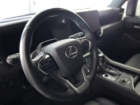 Used 2024 Lexus GX 550 w/ Accessory Package (2T) AWD/4WD image 21