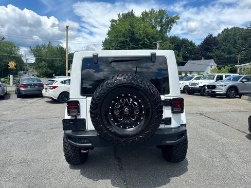 Used 2018 Jeep Wrangler Unlimited Sport AWD/4WD image 10