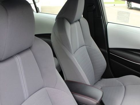 Certified 2025 Toyota Corolla SE FWD image 24