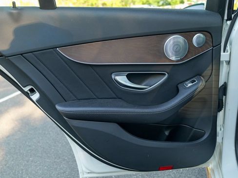 Used 2018 Mercedes-Benz C 300 4MATIC Sedan image 25