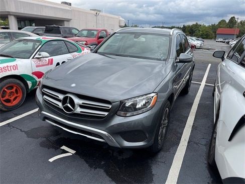 Used 2017 Mercedes-Benz GLC 300 image 1