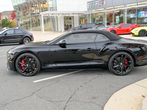 Used 2025 Bentley Continental GT Speed image 8