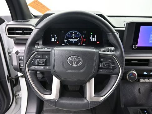 Used 2025 Toyota 4Runner SR5 image 14