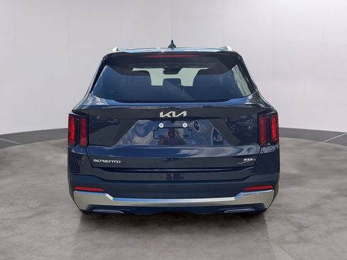 Certified 2025 Kia Sorento S AWD/4WD image 5