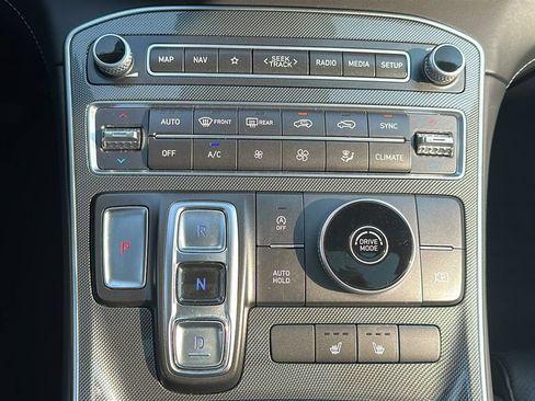 Used 2023 Hyundai Santa Fe SEL w/ Premium Package FWD image 27
