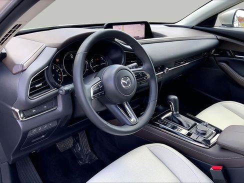Used 2024 MAZDA CX-30 AWD 2.5 S w/ Premium Package image 18