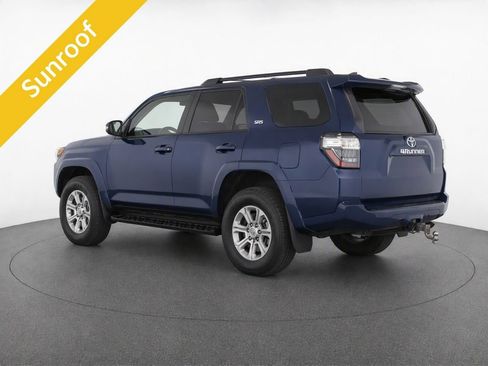 Used 2019 Toyota 4Runner SR5 Premium AWD/4WD image 4