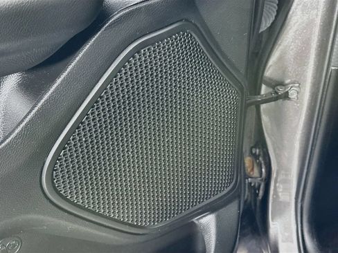 Used 2023 RAM 1500 Big Horn AWD/4WD image 28