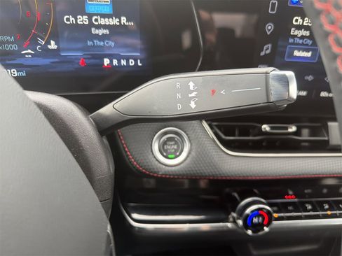 Used 2025 Chevrolet Equinox RS image 16