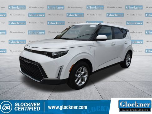 Used 2025 Kia Soul LX w/ LX Technology Package FWD image 1
