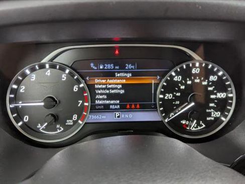 Used 2023 Nissan Titan SV image 22