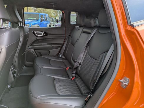 New 2026 Jeep Compass Latitude AWD/4WD image 14