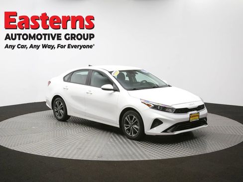 Used 2022 Kia Forte LXS image 48