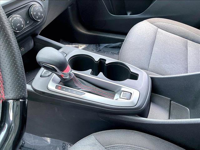 Used 2025 Chevrolet Trax RS FWD image 14