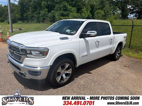 Used 2022 RAM 1500 Laramie AWD/4WD image 4