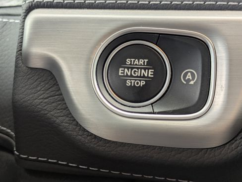 Certified 2025 Mercedes-Benz G 550 image 31